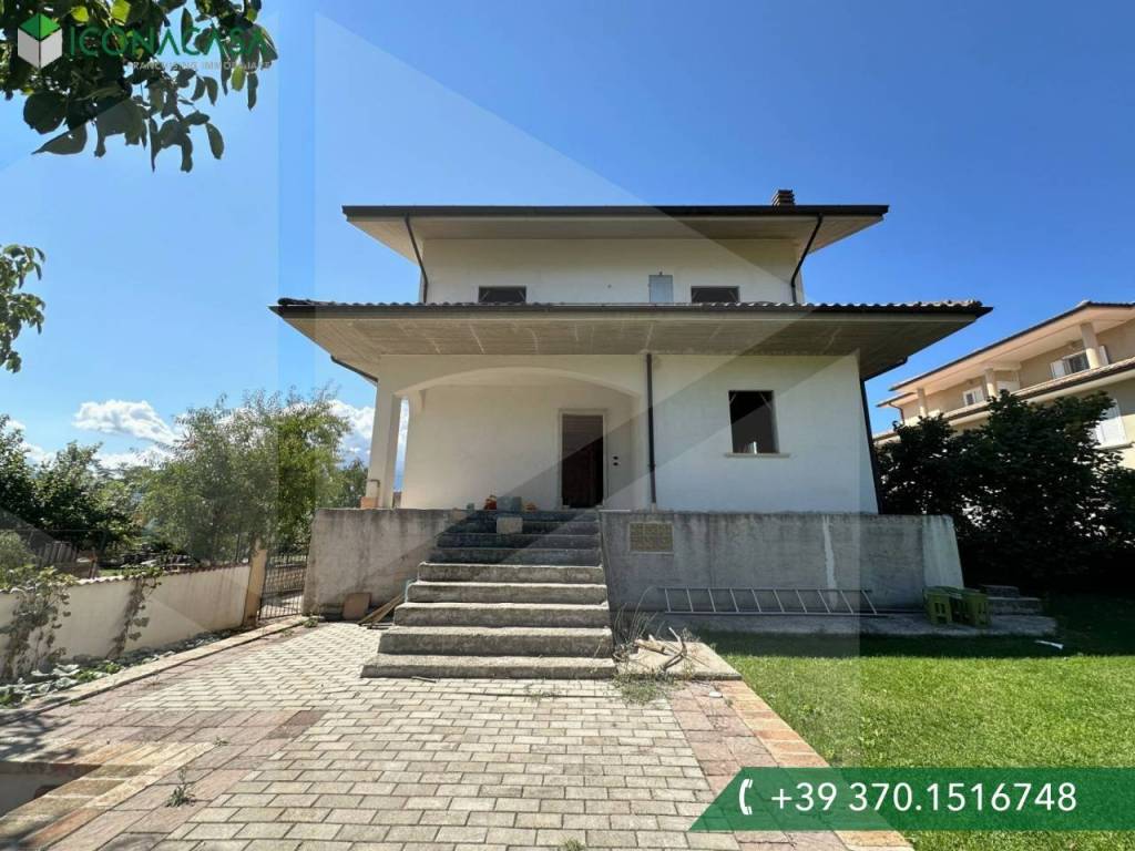 Villa a Avezzano in Via Giovanni da Verrazzano, 53 - Foto 2