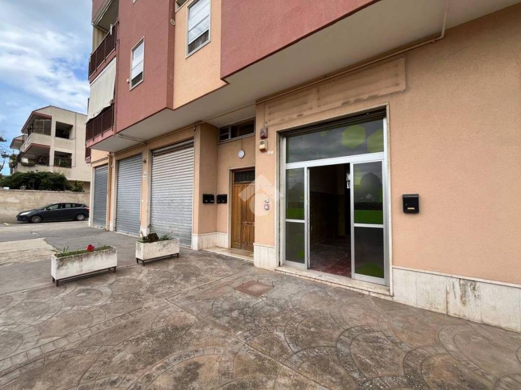 Box / garage a Brindisi in Via Giuseppe Doldo, 1 - Foto 3