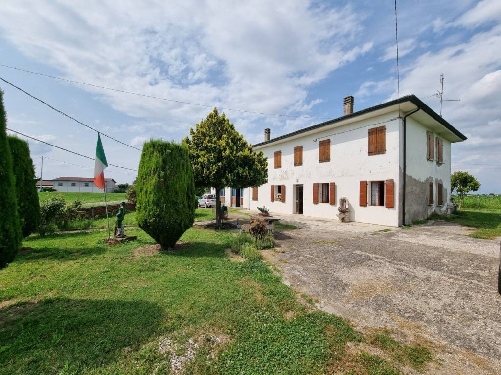 Casa indipendente a Pojana maggiore in via pezze lunghe - Foto 2