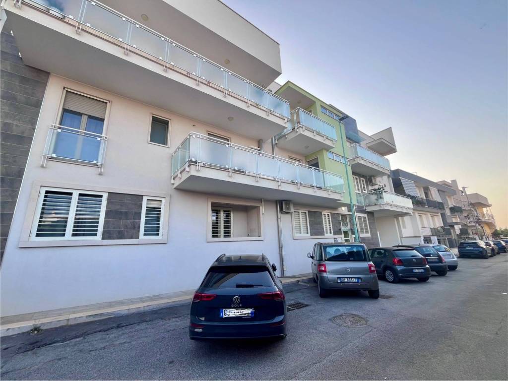 Appartamento a Bitetto in Via Francesco Marcario, 32 - Foto 3