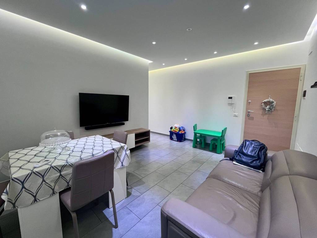 Appartamento a Bitetto in Via Francesco Marcario, 32 - Foto 4