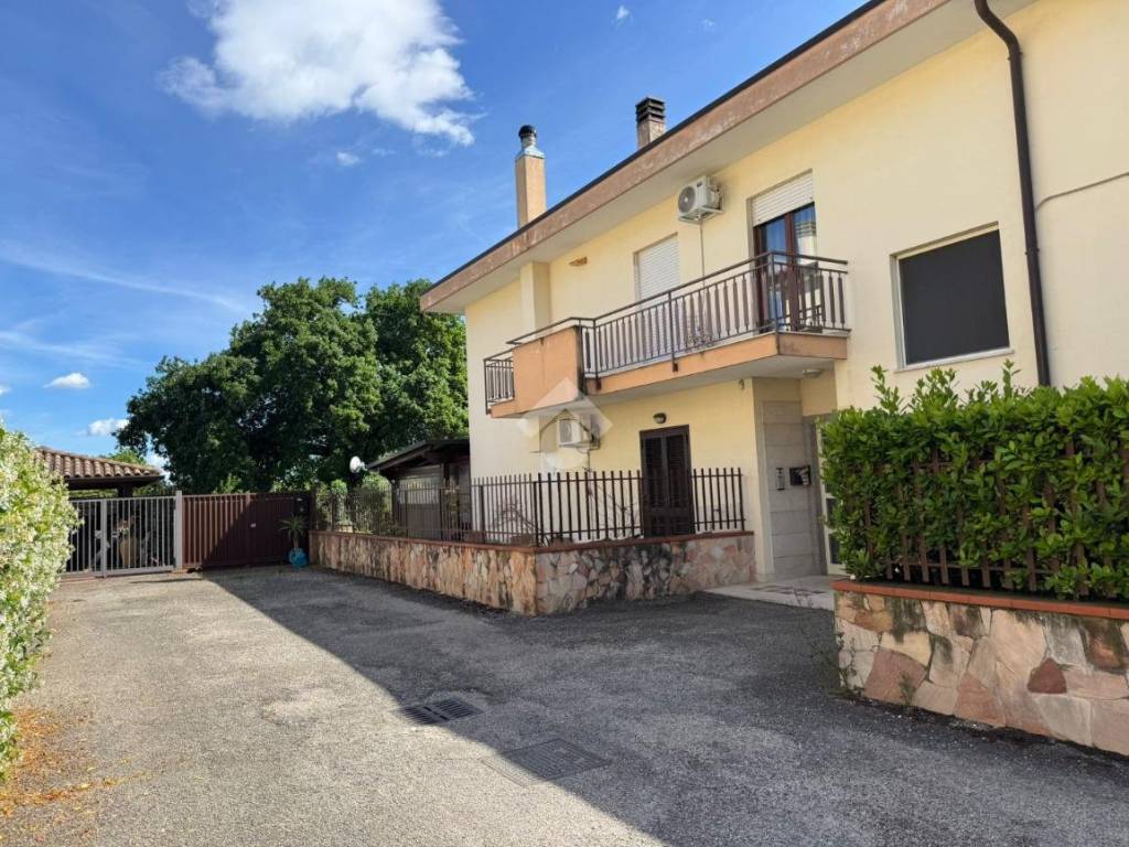Appartamento a Venafro in Via campania, 133 - Foto 3