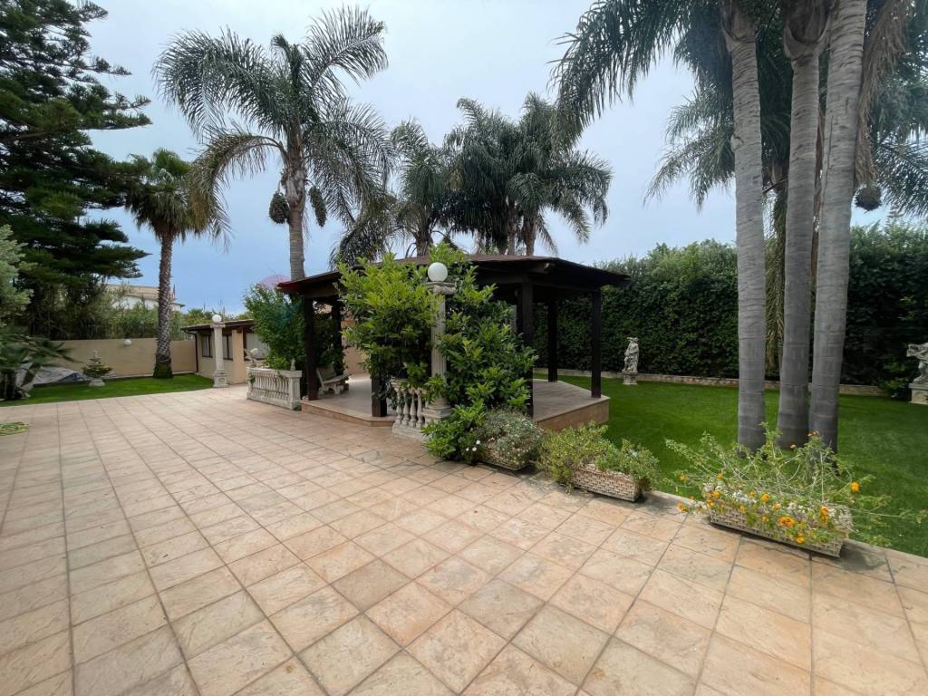 Villa a Mazara del vallo in Via Filippo Basile - Foto 2