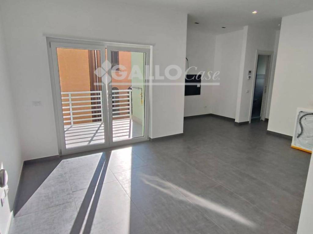 Appartamento a Cosenza in Via A. Giuliani traversa Corso G. Mazzini - Foto 2