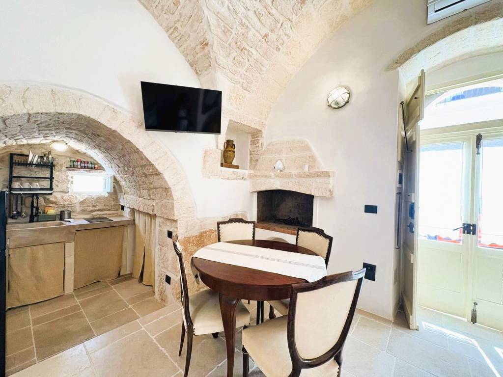 Appartamento a Ceglie messapica in Vico 3 San Vito, 9 - Foto 4
