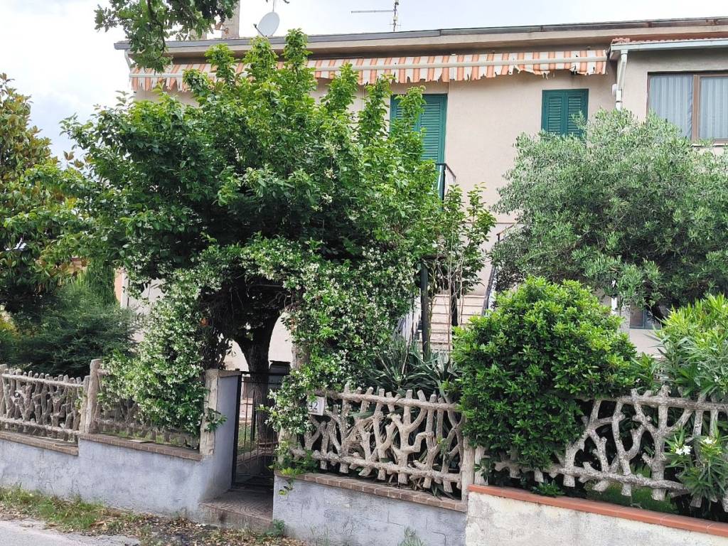 Appartamento a Trevi in Via Bolsena - Foto 2