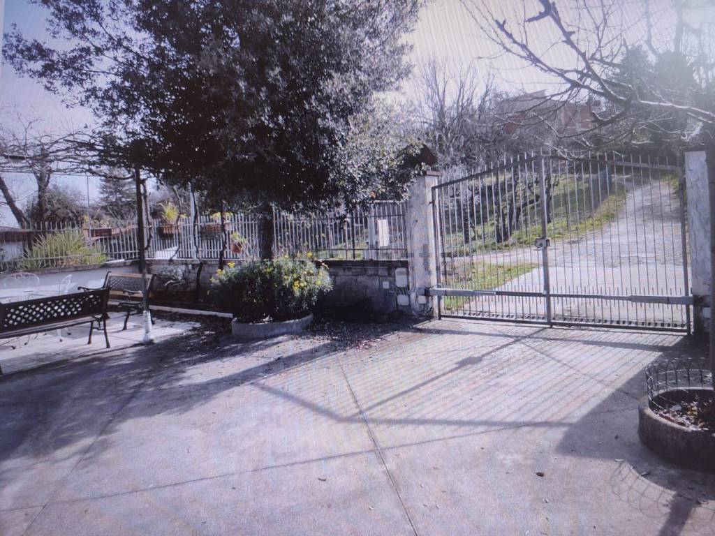 Villa a Ceccano in Via Madonna del Carmine, 145 - Foto 3