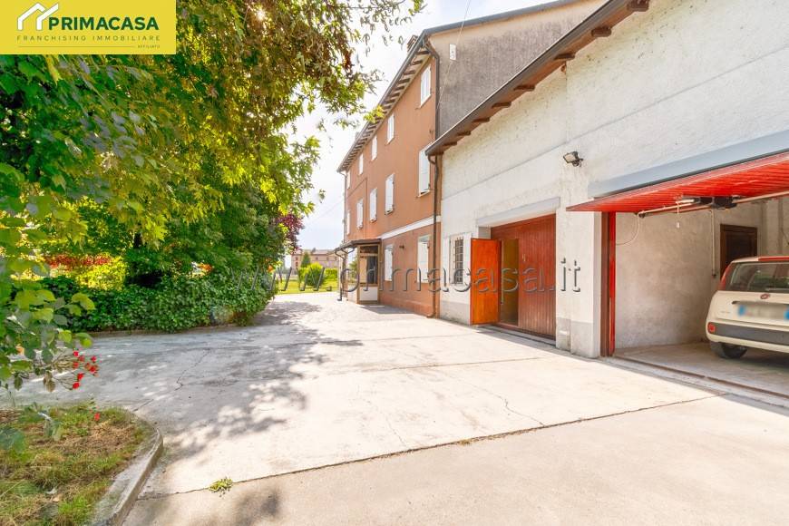 Casa indipendente a Correggio in Via Canolo, 2 - Foto 2