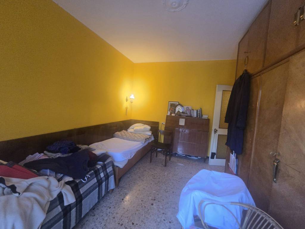 Appartamento a Erba in Via Ugo Foscolo - Foto 5