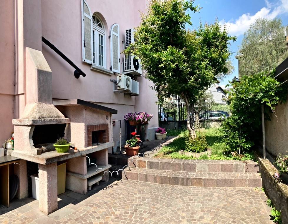 Villa a Novara in Via Vincenzo Viviani, 3 - Foto 3