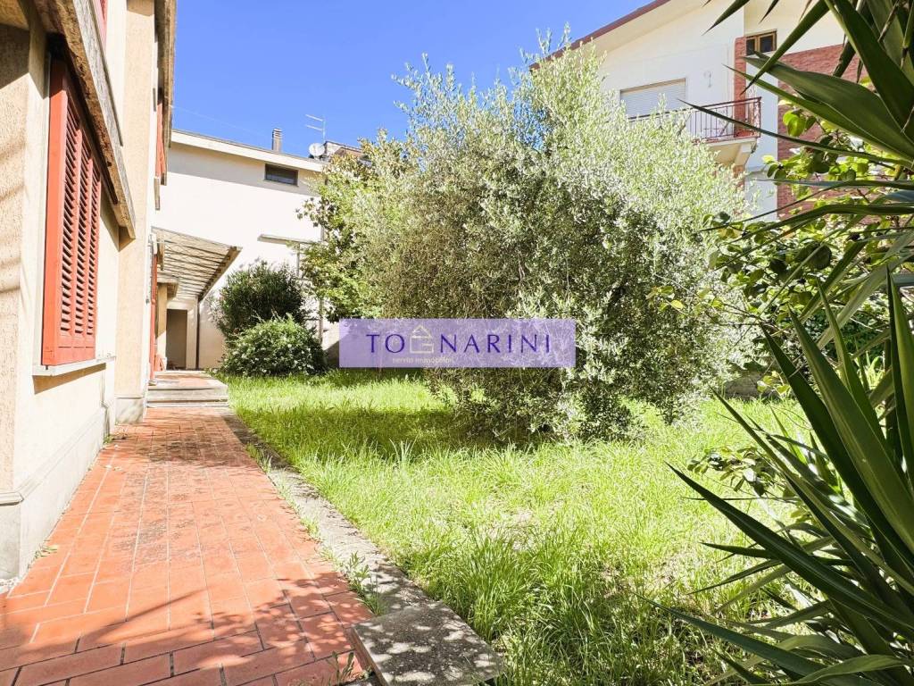 Villa a Monsummano terme in Via Lorenzo Ventavoli - Foto 2
