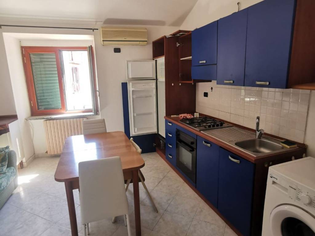 Appartamento a Catanzaro in Via Antonio Marincola Politi - Foto 3