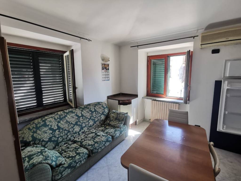 Appartamento a Catanzaro in Via Antonio Marincola Politi - Foto 4