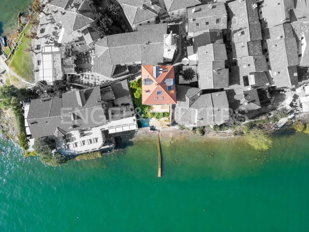 Villa a Stresa in Via Ugo Ara, 6 - Foto 2