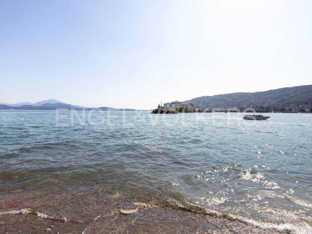 Villa a Stresa in Via Ugo Ara, 6 - Foto 3