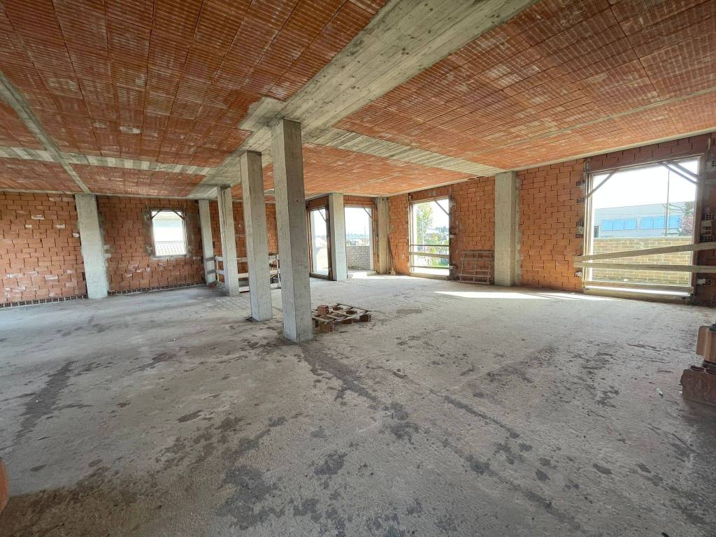 Appartamento a Caramagna piemonte in Via Rovarino - Foto 4