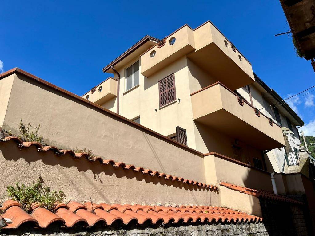 Villa a Supino in Via Selce - Foto 2