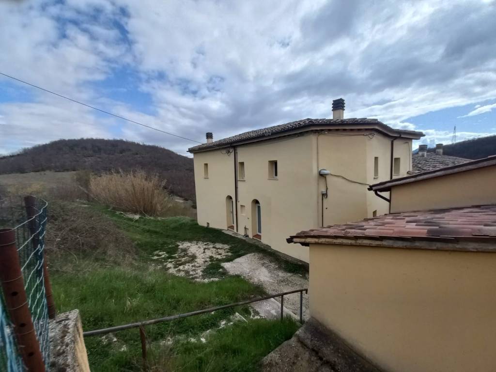 Rustico / casale a Sellano in Località Vio - Foto 2