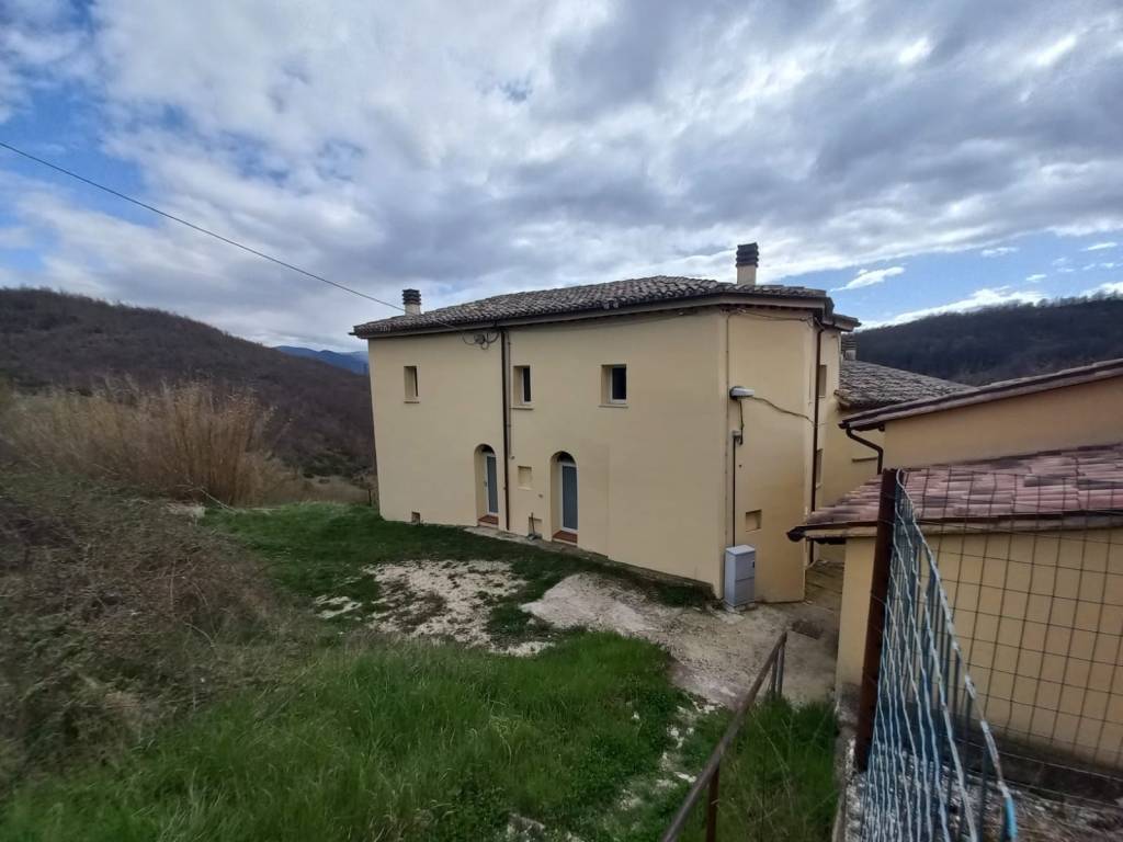 Rustico / casale a Sellano in Località Vio - Foto 3
