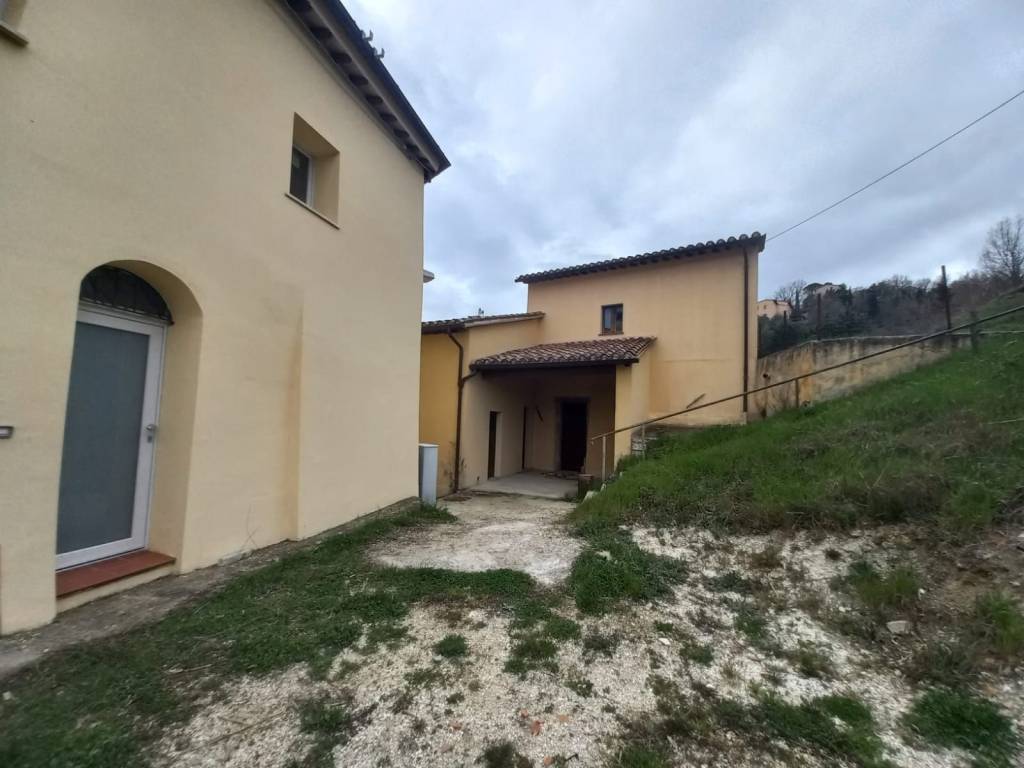 Rustico / casale a Sellano in Località Vio - Foto 4