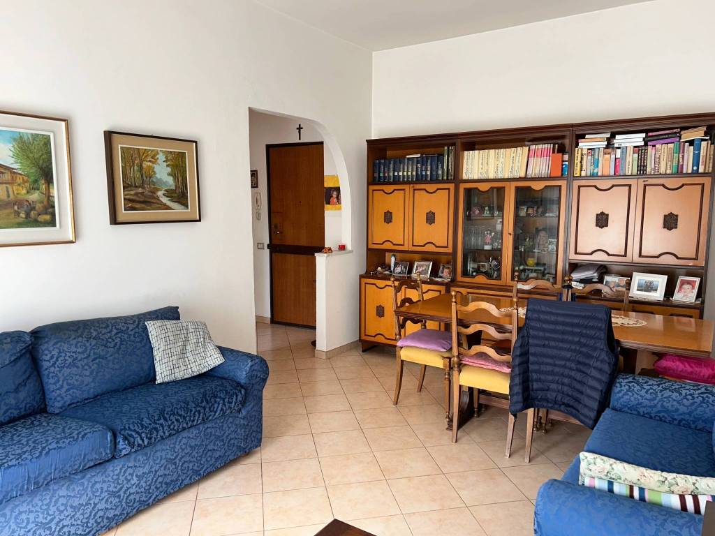 Appartamento a Varese in Via Tagliamento, 20 - Foto 2