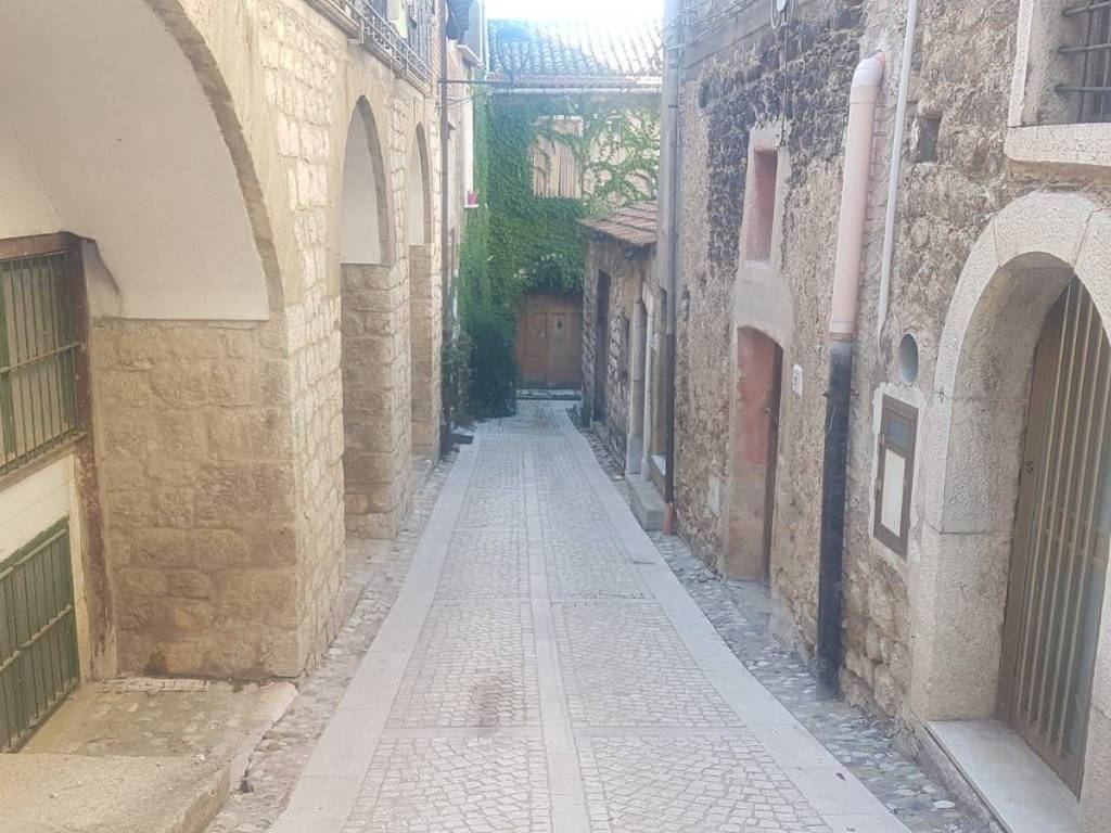 Casa indipendente a Vitulano in Viale San Pietro - Foto 2