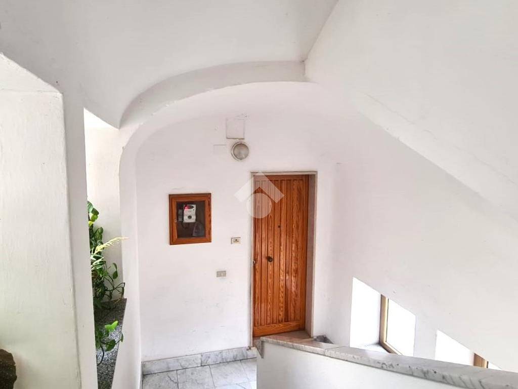 Appartamento a Carbonia in Via G. M. Angioi, 15 - Foto 5