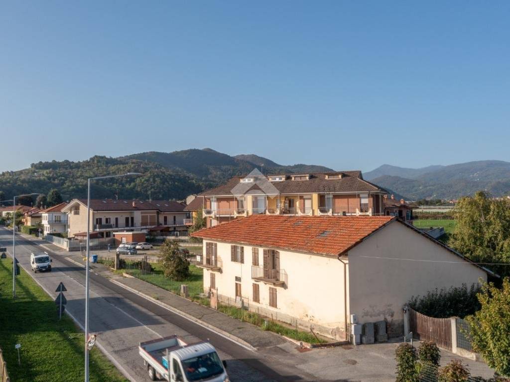 Casa indipendente a Costigliole saluzzo in Via Saluzzo, 41 - Foto 2