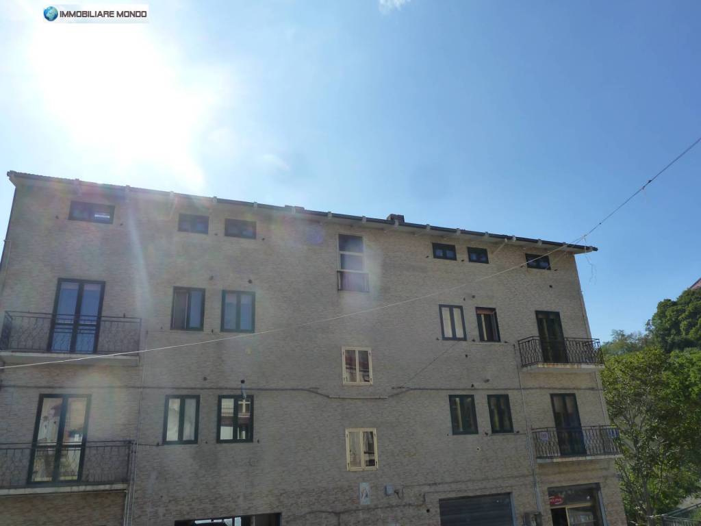 Palazzo / stabile a Castelmauro in Corso Italia, 112 - Foto 3