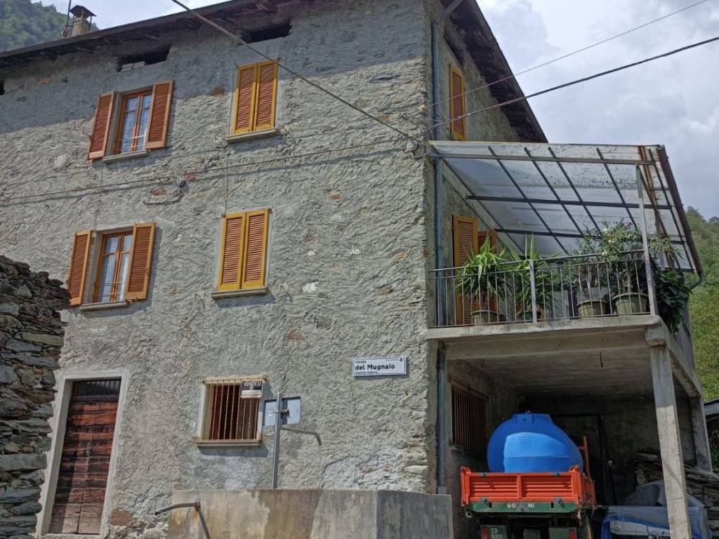 Casa indipendente a Sondrio in Frazione Arquino - Foto 2