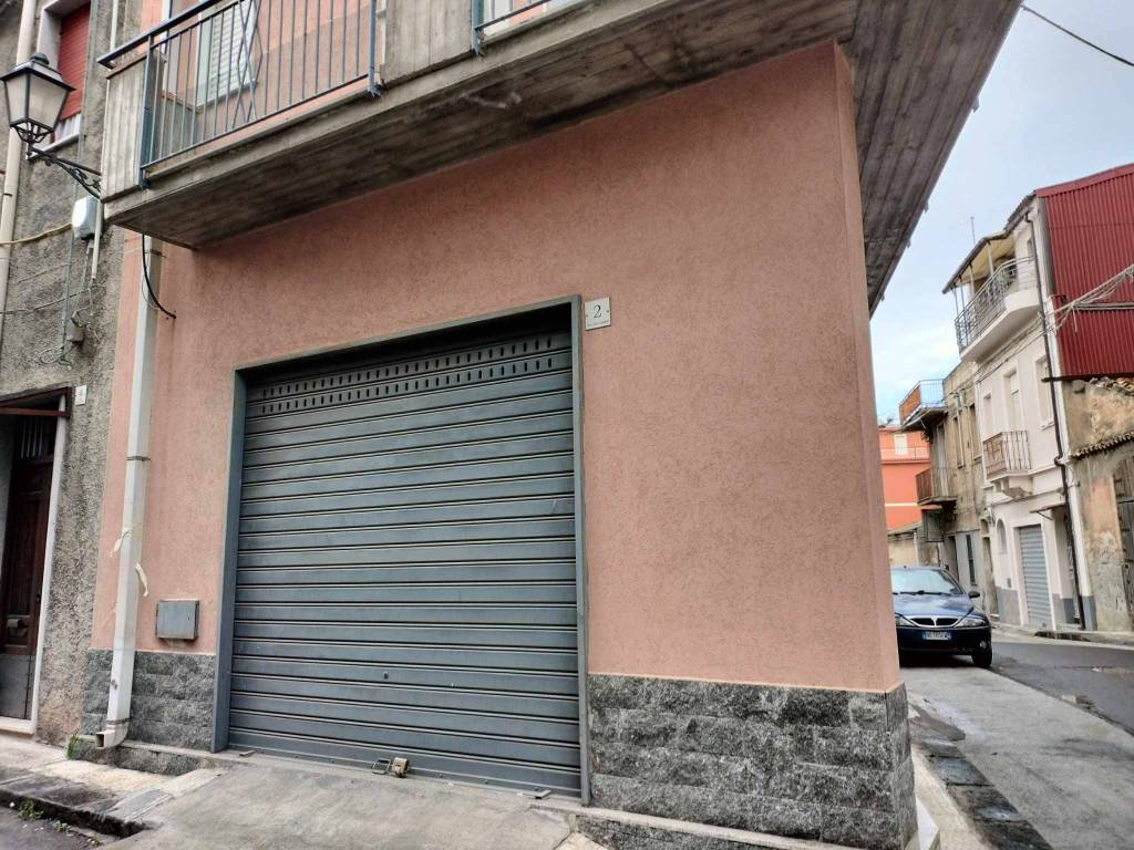 Casa indipendente a Lentini in Via Giovan Battista Pergolesi - Foto 2