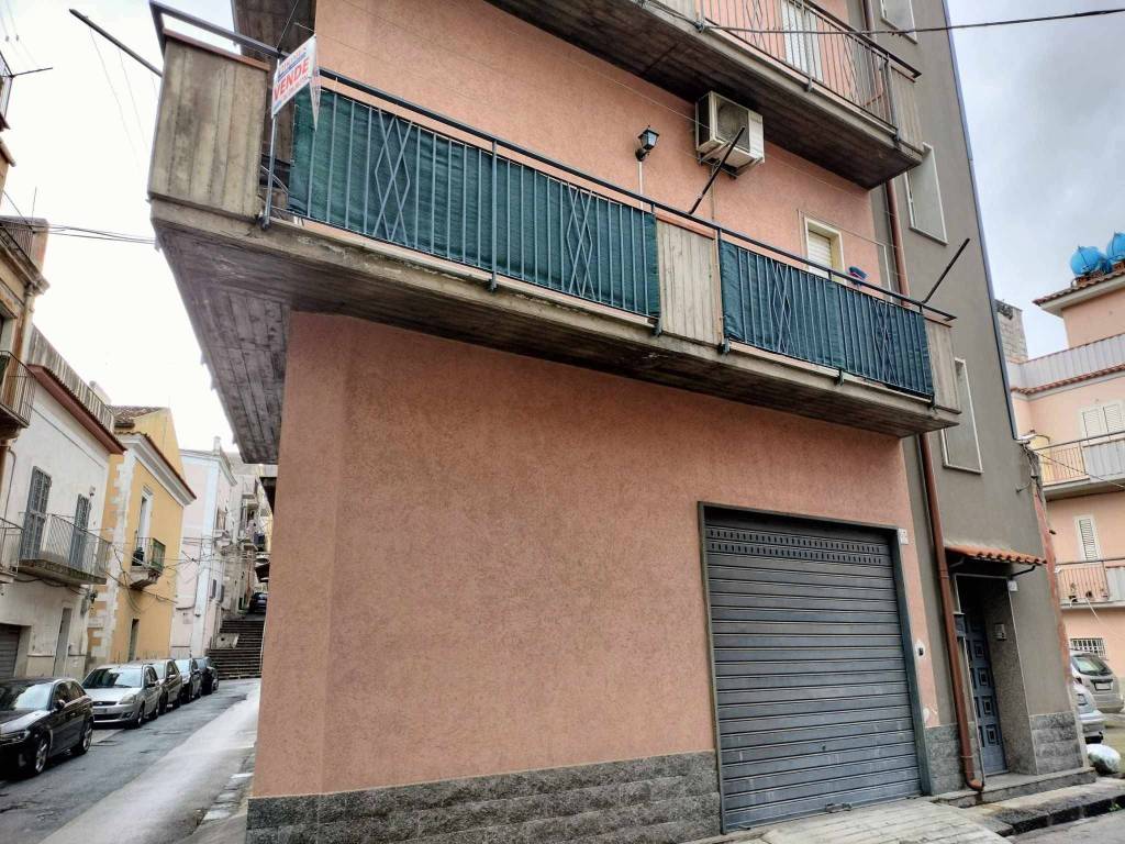 Casa indipendente a Lentini in Via Giovan Battista Pergolesi - Foto 3