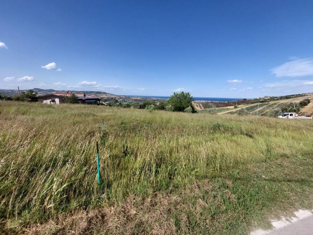 Terreno a Tortoreto in Via Colle Luna - Foto 3