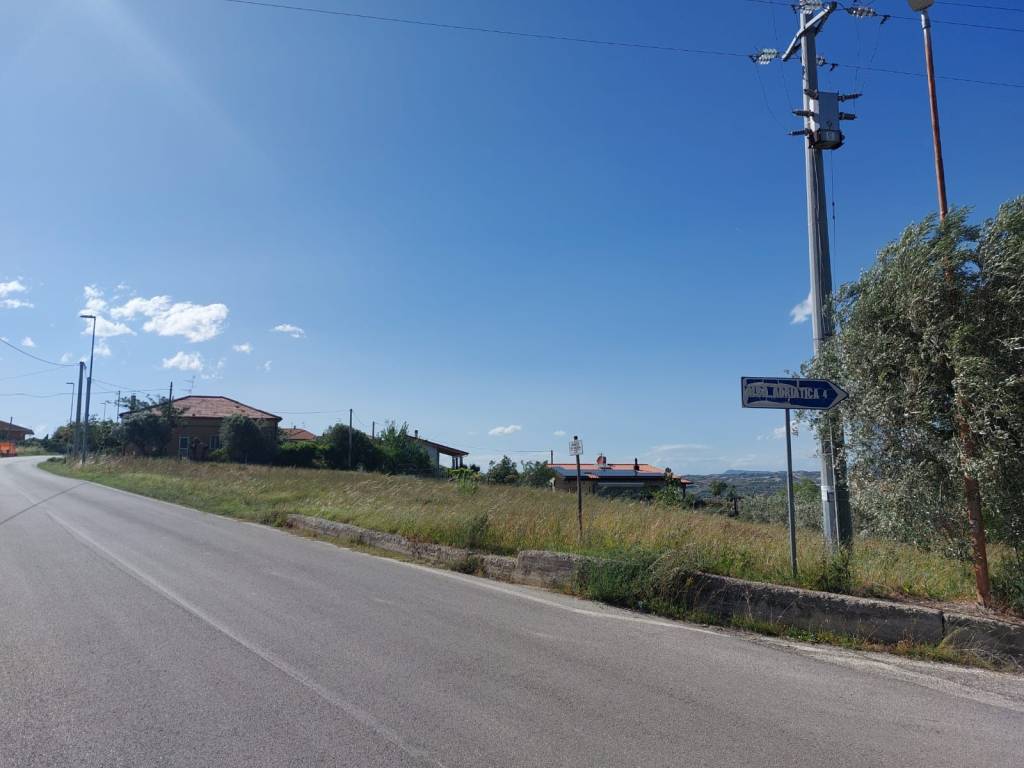 Terreno a Tortoreto in Via Colle Luna - Foto 4