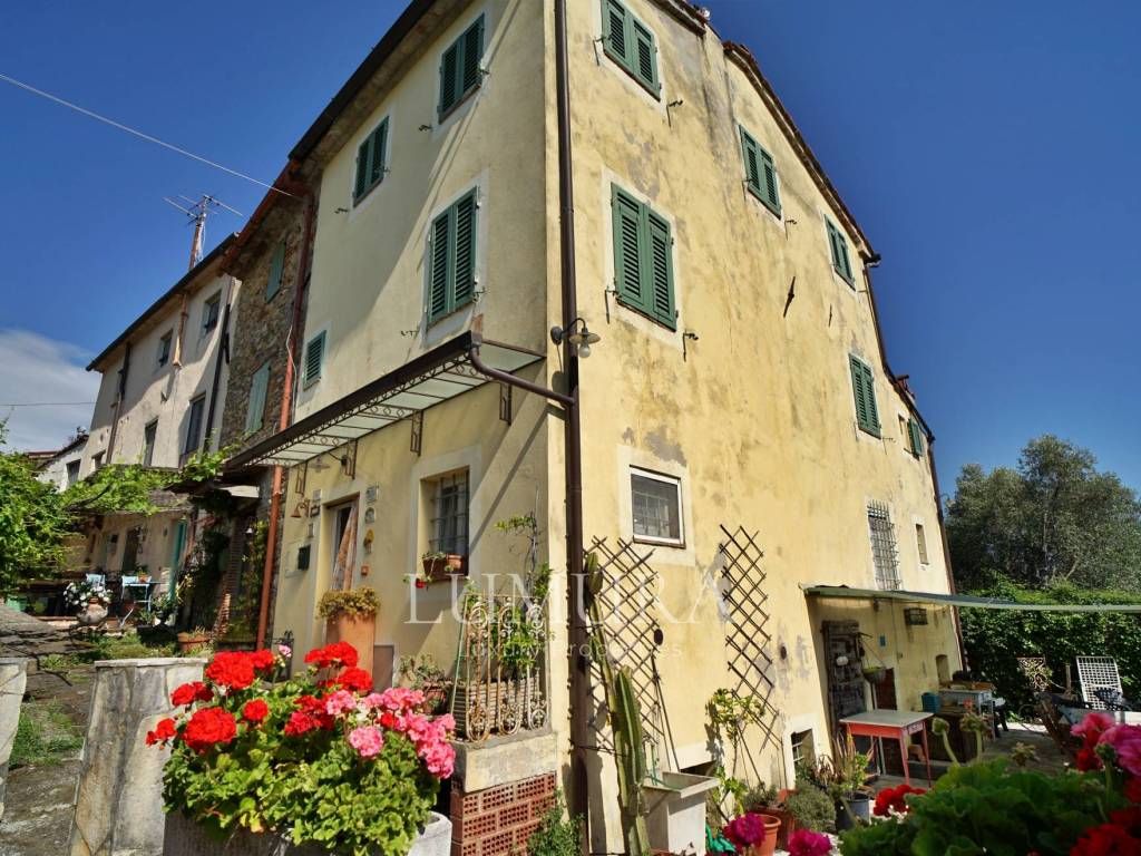 Rustico / casale a Massarosa in Via Comunale di Canipaletti - Foto 3