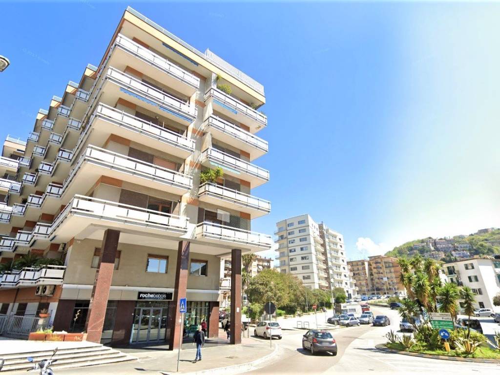 Appartamento a Salerno in Via Irno, 11 - Foto 4