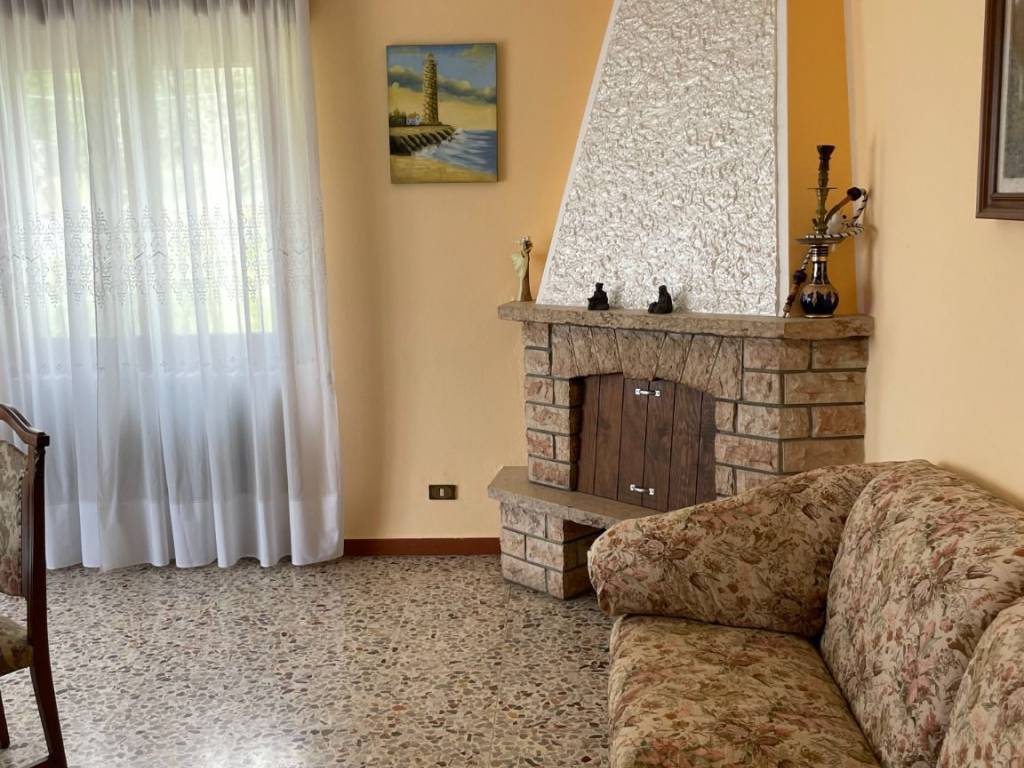 Appartamento a Carenno in Via Rinada, 7 - Foto 4