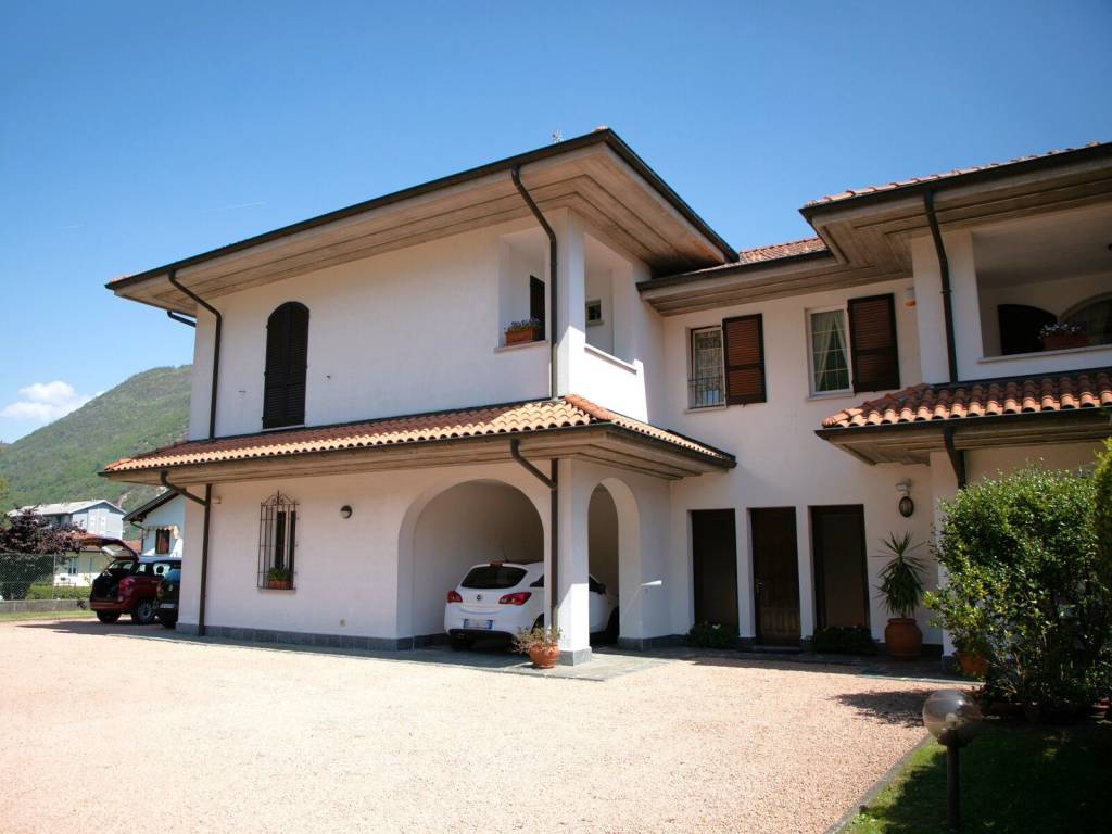 Villa a Gravellona toce in Corso Sempione, 100 - Foto 4