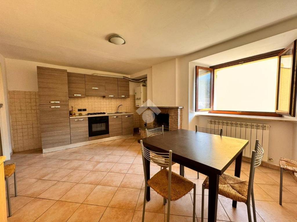 Appartamento a Gualdo tadino in VIA SAN BENEDETTO - Foto 3