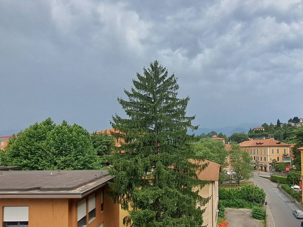 Appartamento a Laveno-mombello in Via Ceretti, 21 - Foto 5