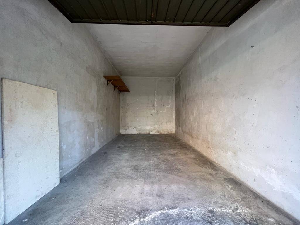 Box / garage a Canale in Via Beppe Fenoglio, 11 - Foto 3