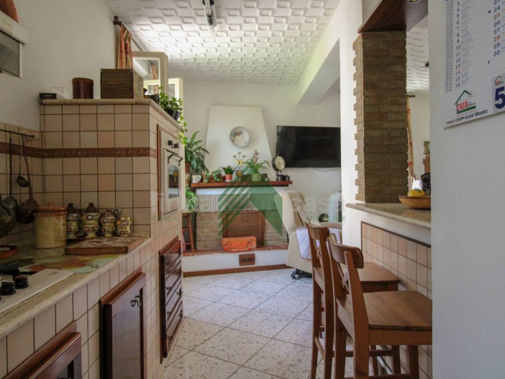 Villa a Teramo in Via Gammarana, 34 - Foto 4