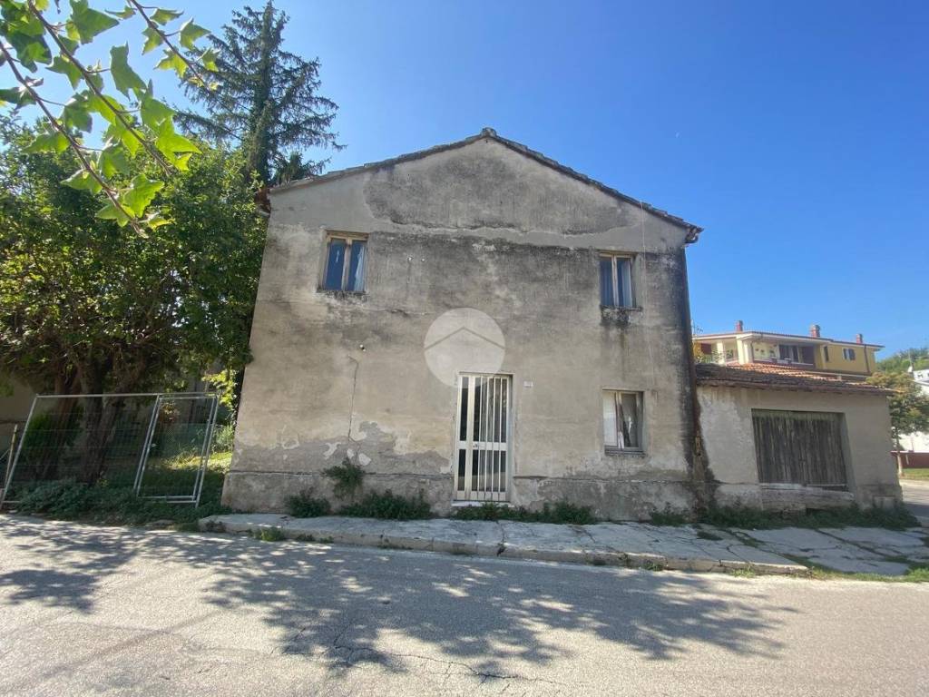 Casa indipendente a Fano in Via della Stazione, 32 - Foto 5