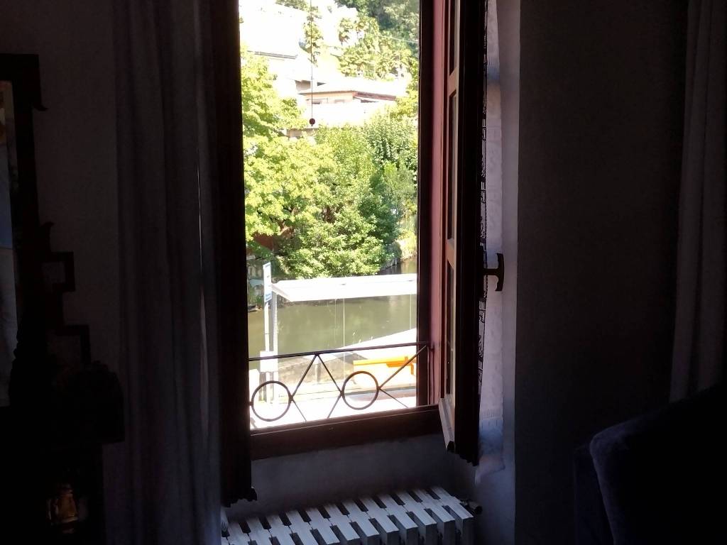 Appartamento a Besozzo in Via Luigi Roncari - Foto 2