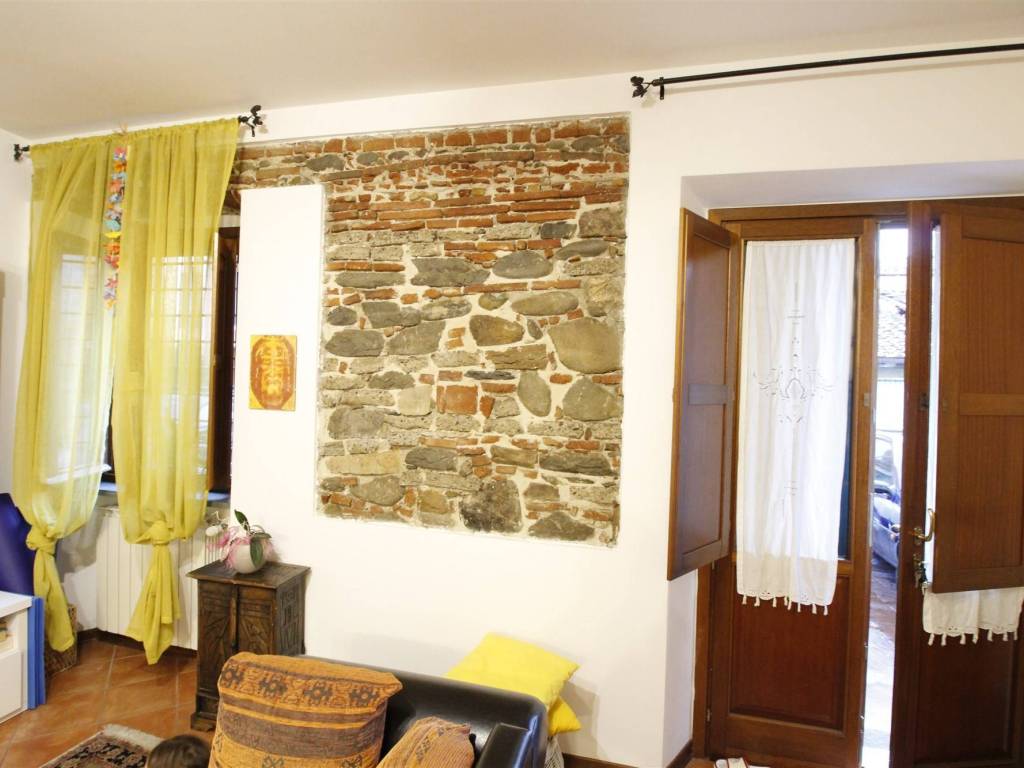 Appartamento a Lucca in Via del Montescendi, 319 - Foto 4