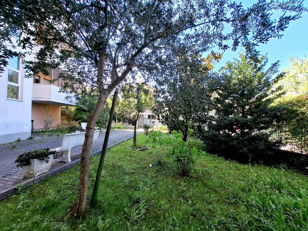 Appartamento a Pescara in Via Italo Giovannucci, 3 - Foto 2