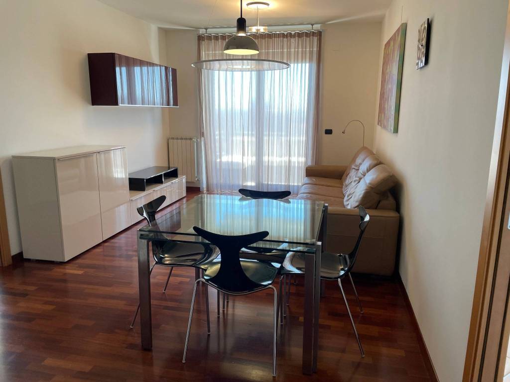 Appartamento a Pescara in Piazza Francesco Paolo d'Angelosante, 54 - Foto 2