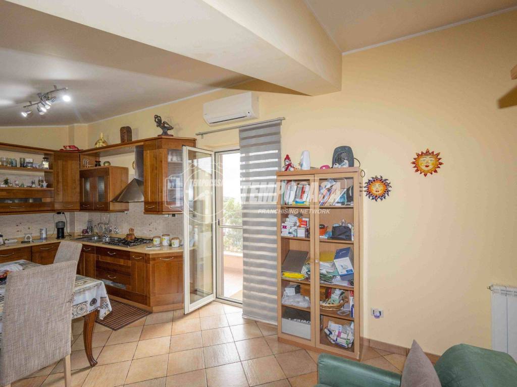 Appartamento a Messina in Via Comunale Larderia Inferiore 1 - Foto 3