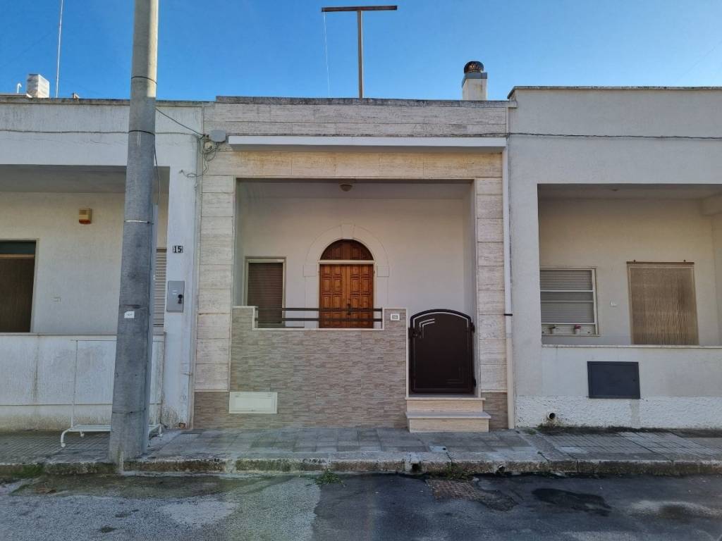 Appartamento a Carovigno in Via Mezzaluna - Foto 4