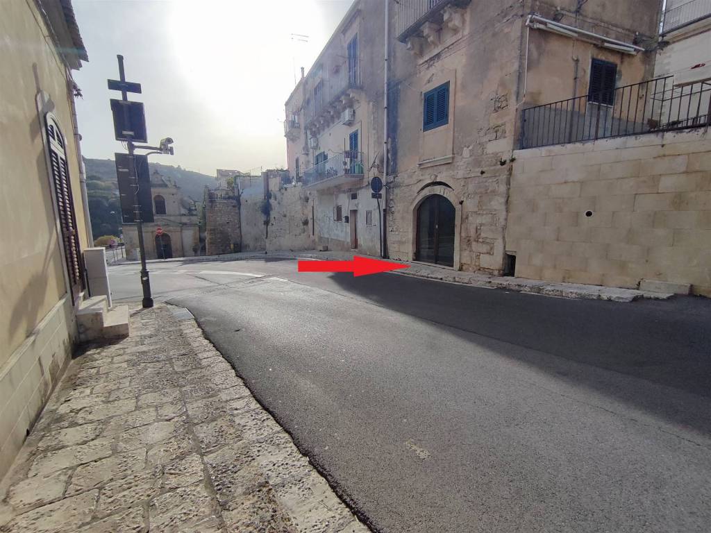 Immobile a Ragusa in V.LE MARGHERITA, 8 - Foto 2